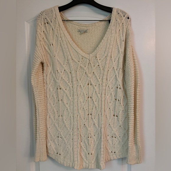 Cream knit sweater - Picture 2 of 2